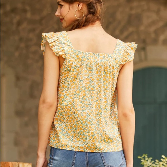 ModCloth Women’s Plus Size Flutter Sleeve Dainty Floral Square Neck Top Sz 1X - Picture 5 of 10